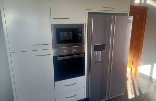 Tabua Casa | Casa com Boas Dimensões em Zona Calma