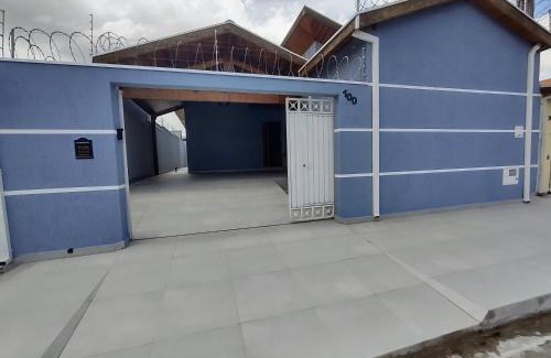 Jardim Gurilandia Casa | Casa com garagem, ar condicionado, sala tv e jantar, cozinha completa e lavanderia