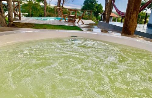 Alexania Casa | Casa com Jacuzzi Charme Corumbá