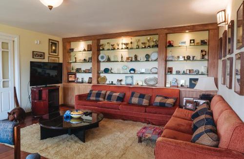 Vila Inglesa Casa | Casa com lareira nas montanhas perto do Capivari