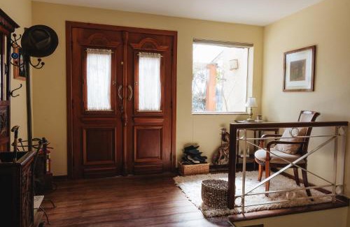 Vila Inglesa Casa | Casa com lareira nas montanhas perto do Capivari