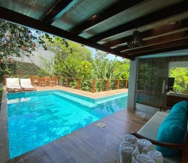 Morro de Sao Paulo Casa | Casa com Piscina, 3 Suites, sala de estar e cozinha completa
