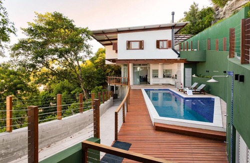 Morro de Sao Paulo Casa | Casa com piscina, deck e vista para o mar