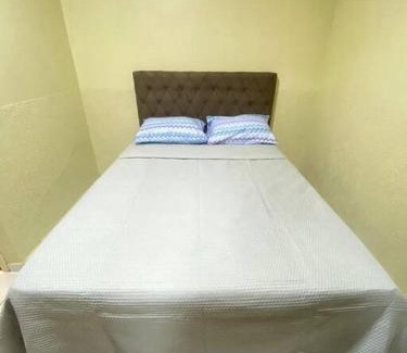 Rio Branco Casa | Casa com piscina 03 quartos até 10 pessoas