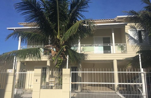Ingleses do Rio Vermelho Casa | Casa com Piscina 4 Quartos