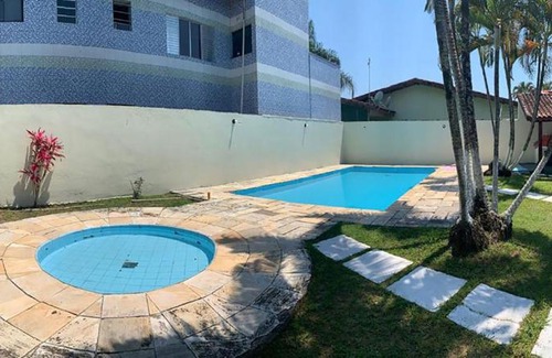 Balneario Florida Casa | Casa com piscina a 15 min da praia em Peruíbe