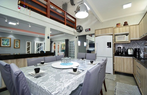 Alto Ribeirao Leste Casa | Casa com Piscina no Ribeirão da Ilha - SDI013