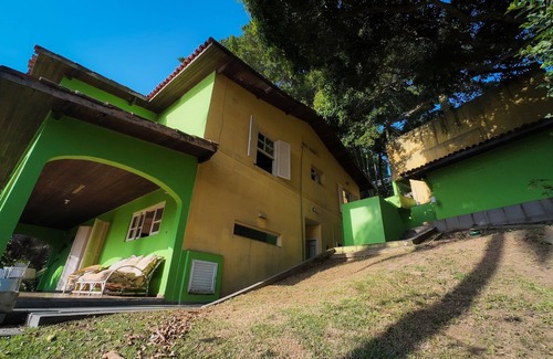 Praia de Barequecaba Casa | Casa com Piscina, Jardim e Vista Incrível p/ o mar