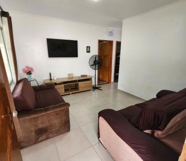 Jardim Praia Grande Casa | Casa com piscina e Wi Fi em Mongagua SP