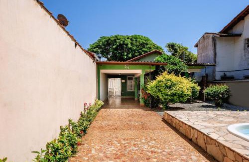 Praia do Pontal da Cruz Casa | Casa com piscina em São Sebastião próxima a praia e espaços de casamentos