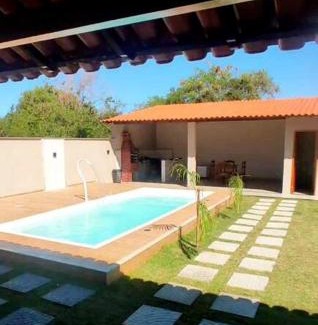 Anchieta Casa | Casa com piscina em castelhanos