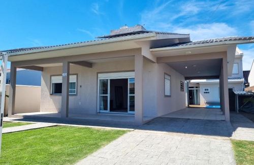 Praia do Sonho Casa | Casa com piscina na Praia do Sonho