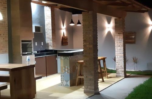 Nova Vicosa Casa | CASA COM PISCINA no CENTRO