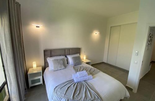 Sagres Apartamento | Casa com terraço e piscina Sagres