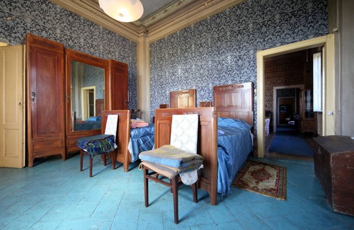 Gropello Cairoli Apartamento | Casa Comelli 1885, alquila una habitación azul