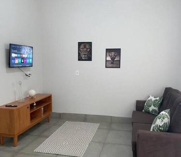Campo Verde Apartamento | Casa completa, ótima localizacao para 4 pessoas