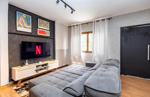 Tingui Casa | Casa Completa com garagem