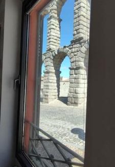 Segovia Casa | Casa completa, jardín privado y garaje VUT 40-0616