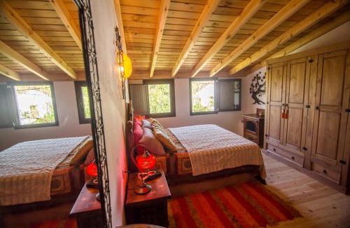 El Collado Casa | Casa con encanto en Alájar- El Bosque mágico de Alájar