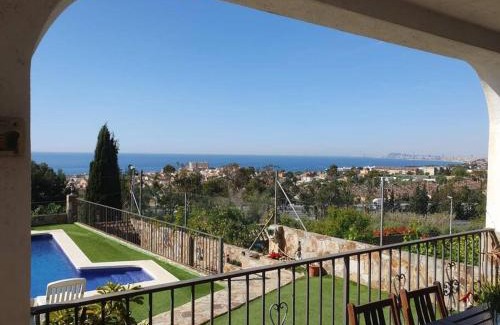 Barcelona Casa | Casa con gran jardín y unas preciosas vistas