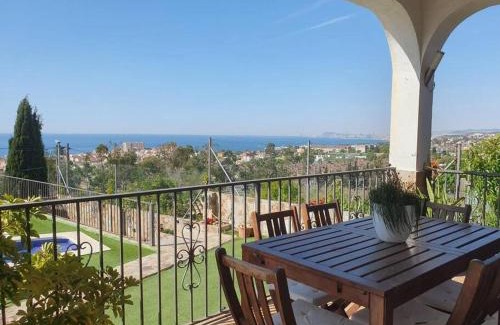 Barcelona Casa | Casa con gran jardín y unas preciosas vistas