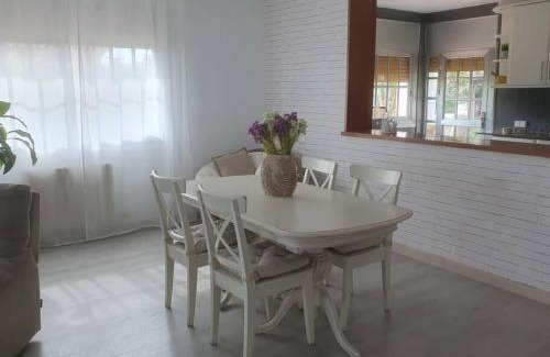 Barcelona Casa | Casa con gran jardín y unas preciosas vistas