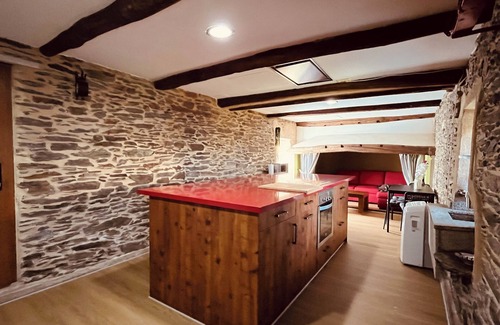 Ordes Cabaña | Casa con jardín cerrado, entre Santiago de compostela y Coruña