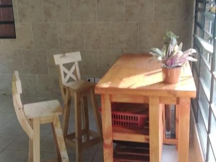 Francisco Alvarez Casa | Casa con Parque, Piscina y Cancha de Futbol