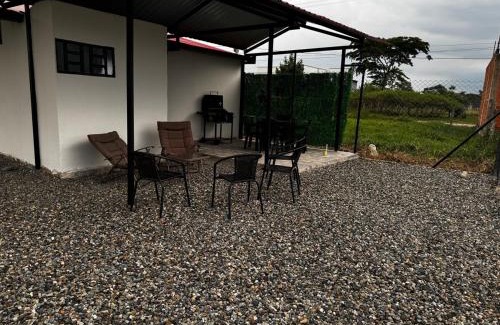 Acacias Casa | Casa con Parrilla y Espacios al Aire Libre