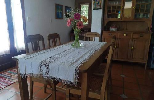 Rio Ceballos Casa | Casa con pileta y quincho en sierras chicas