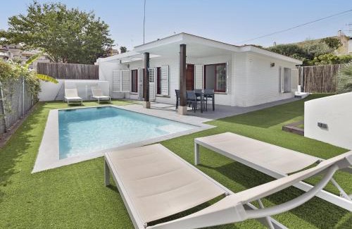 Vallpineda Casa | Casa con piscina privada en Sitges