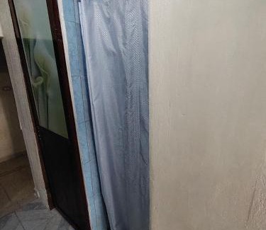 Tumba Vieja Apartamento | Casa con piscina, 1 cuarto barato