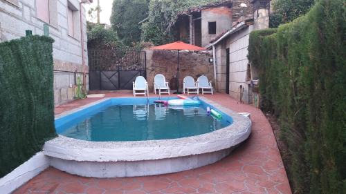 Castrelo de Mino Casa | Casa con Piscina en Ramiras, Ourense