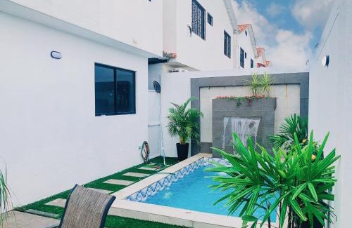 La Aurora Casa | Casa con piscina privada para familias