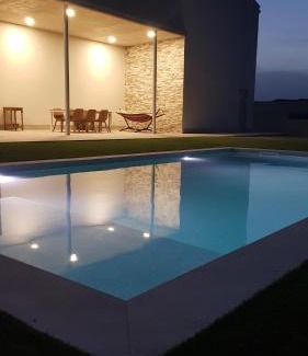 Puiggros Casa | Casa con piscina y jardin privado OASIS DE DOLORS