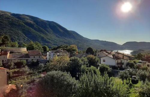 Civitella Alfedena Apartamento | Casa con vista lago, Civitella Alfedena