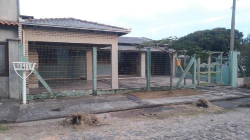 Tramandai Casa | Casa confortável em oásis