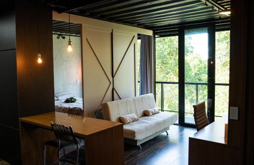 Flores da Cunha Casa | Casa Container FIGO em meio a natureza na Serra Gaúcha