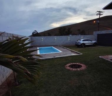 Lavrinhas Apartamento | Casa Container Jacu
