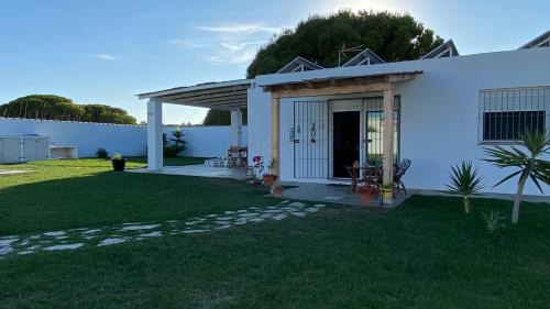 Chiclana de la Frontera Chalet De Esquí | Casa Costa Ecologica y de Design con Piscina, Jardin y Parking