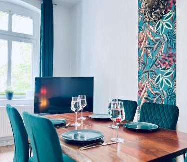 Sudenburg Apartamento | CASA COZY perfect for Groups, Families & Business Travelers