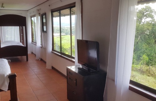 Vara Blanca Otro | Casa Panoramic Volcano and Jungle Views