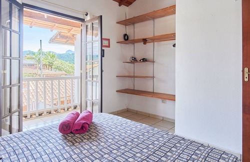 Jabaquara Casa | Casa Cravo e Canela com 3 Quartos, ar e Piscina