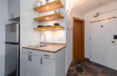 Whistler Creekside Apartamento | Casa Creekside - Walk to Gondola, Shops, lakes!