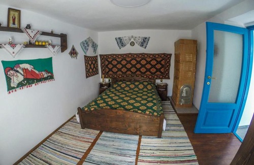 Greci Casa | Casa cu Stuf