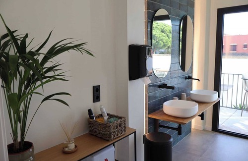 Chiclana de la Frontera Hotel | Casa Cuatro Boutique Hotel - Adults Only
