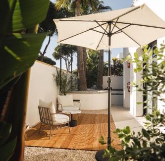 Chiclana de la Frontera Hotel | Casa Cuatro Boutique Hotel - Adults Recommended