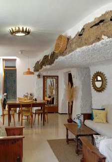 Juncalillo Casa | Casa Cueva Rural Trébola, Artenara