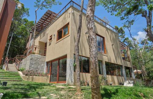 Guaramiranga Casa | Casa da Árvore - Refúgio de Luxo com Jacuzzi e Vista para a Serra