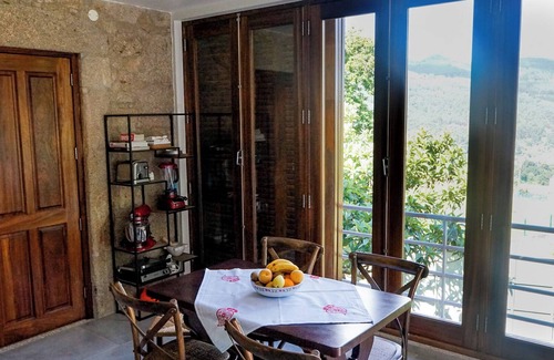 Cardielos Casa | Casa da Alvorada, Maison de Vacances Avec Jardin et Piscine